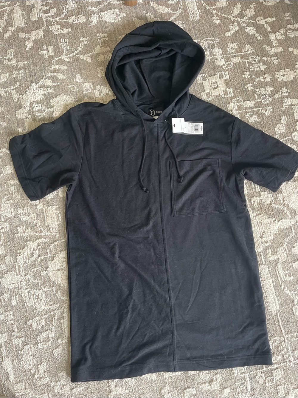 Original Use Men’s Black Short-Sleeve Hoodie Shirt